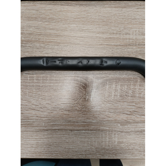 II. osztályú termék Összecsukható strand és kempingkocsi tetővel AGA MR4612 - Fekete