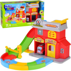 Sada garáže s príjazdovou cestou a hasičským autom BUILDER TRACK FIRE STATION - 