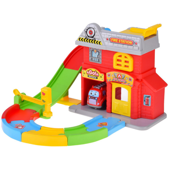 Sada garáže s príjazdovou cestou a hasičským autom BUILDER TRACK FIRE STATION