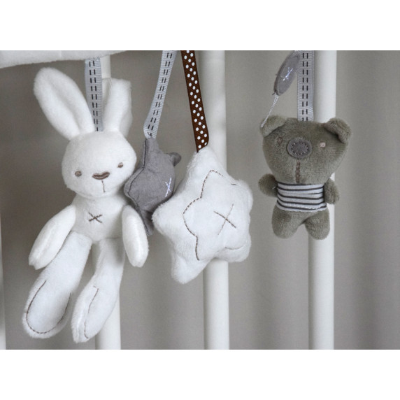 Babakocsira akasztható nyuszi alakú zenélő függődísz INFANT SERIES