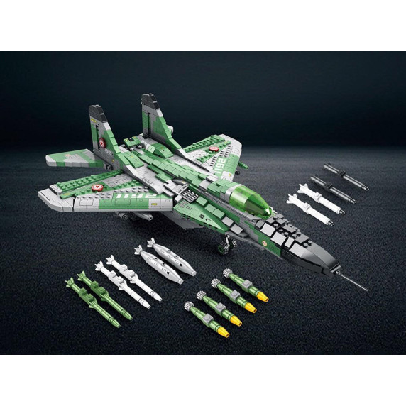 Set creativ de construcție pentru avion de vânătoare - MIG-29 1290 elemente