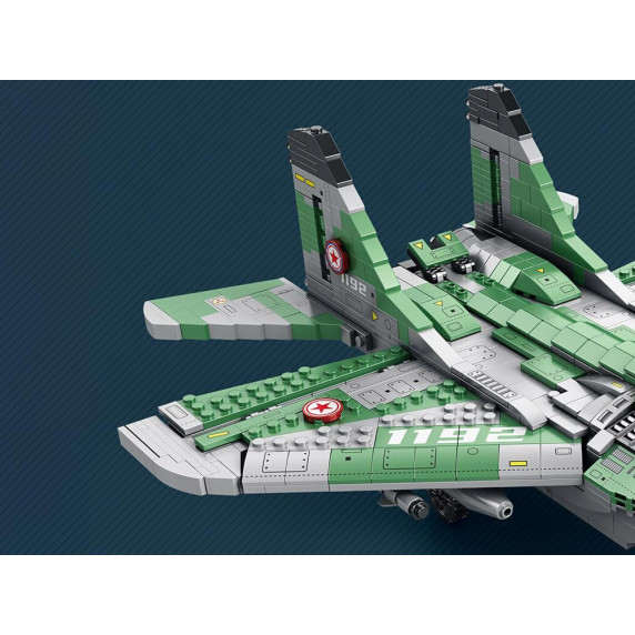 Set creativ de construcție pentru avion de vânătoare - MIG-29 1290 elemente