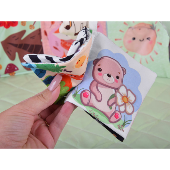 Vzdelávacia podložka s kontrastnou knižkou BABY PLAY GYM