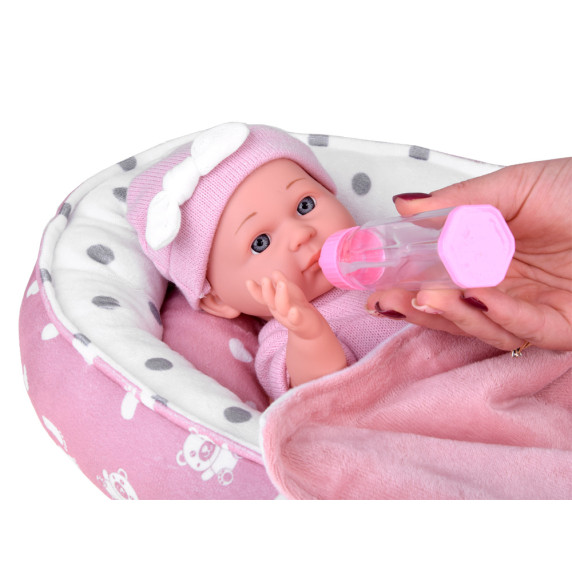 Păpușă bebeluș cu pătuț și accesori - LOVELY BABY