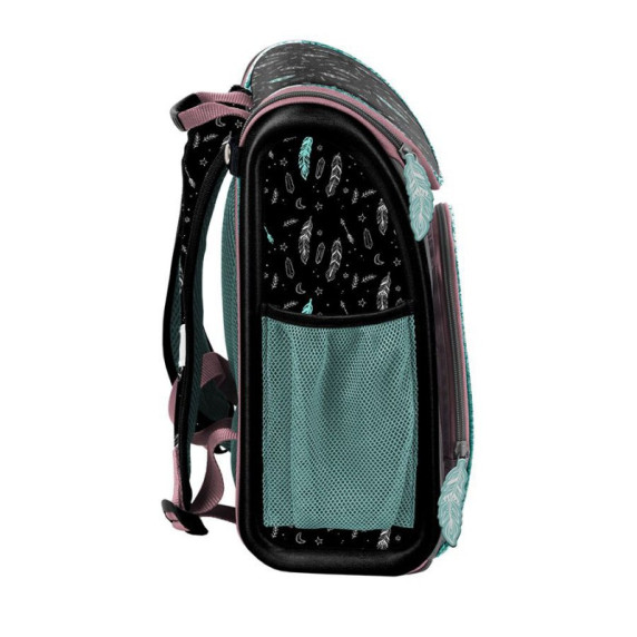 Merevfalú ergonomikus iskolatáska 36x30x16 cm PASO Lovas fekete/türkiz +