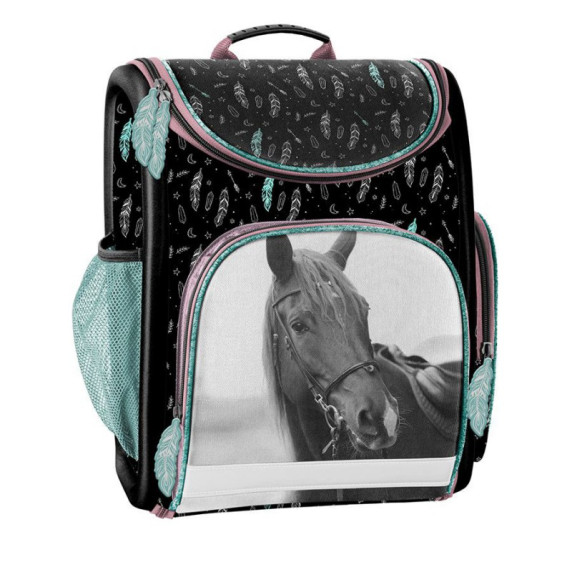 Merevfalú ergonomikus iskolatáska 36x30x16 cm PASO Lovas fekete/türkiz +