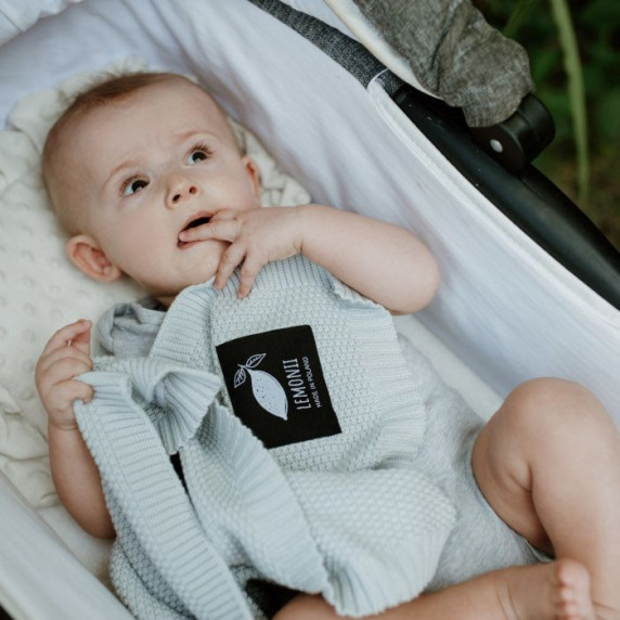 Kötött babapléd, takaró LEMONII Baby Blanket - szürke