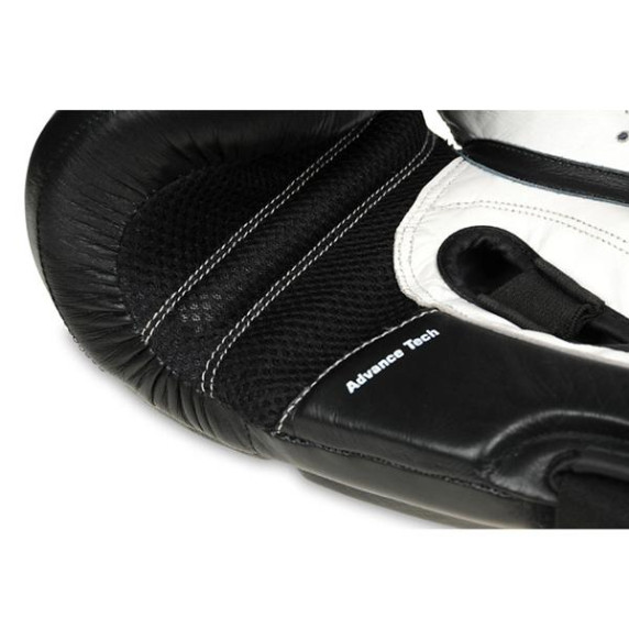 Mănușă de box - DBX BUSHIDO ARB-431 12 oz - alb/negru