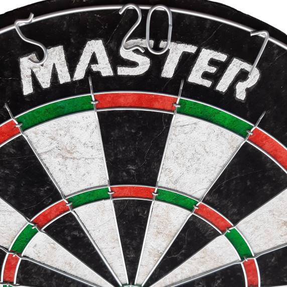 MASTER alumínium szekrény céllappal és darts nyilakkal